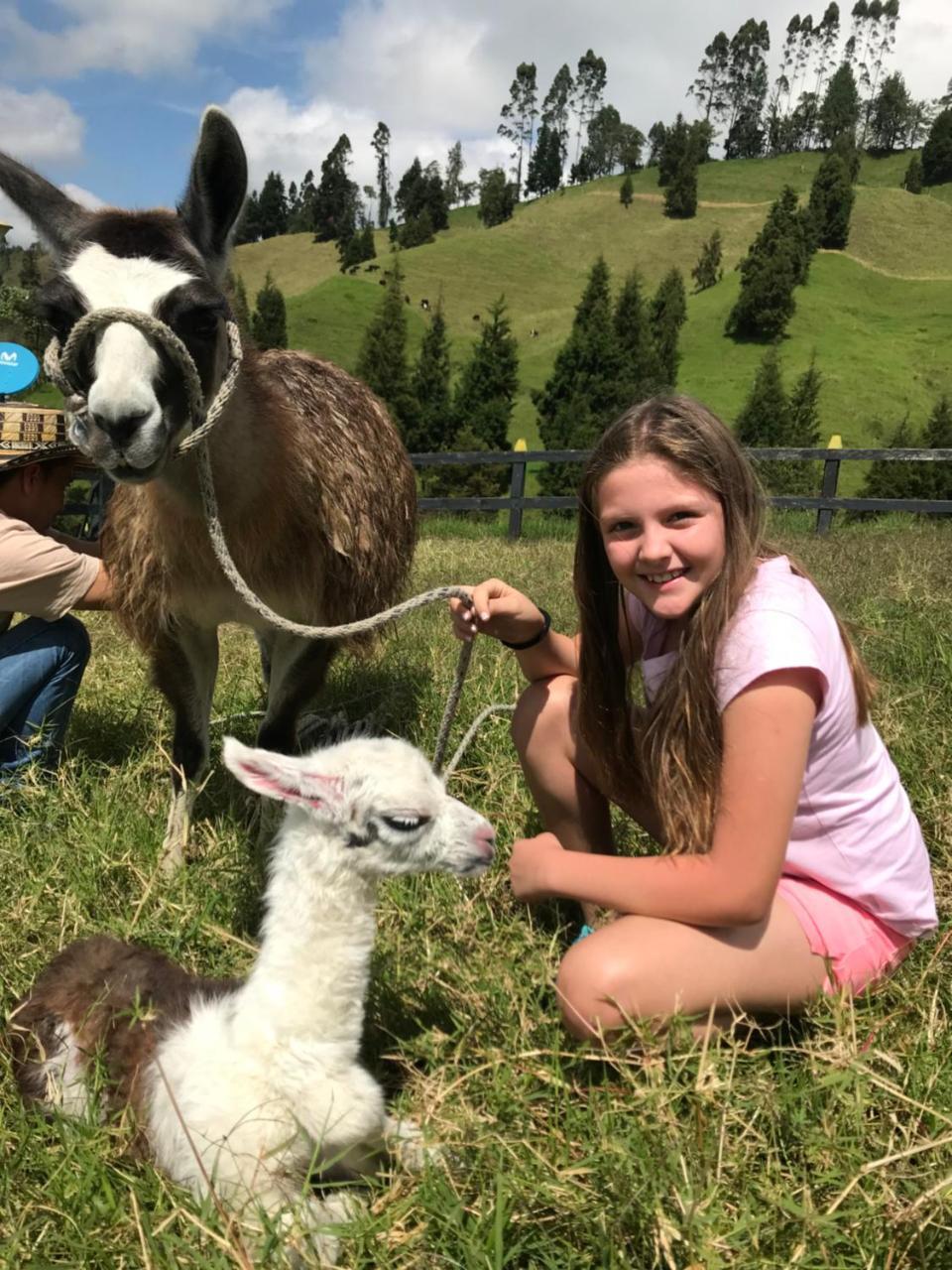 Hotel Bariloche サンタ・ロサ・デ・カバル エクステリア 写真